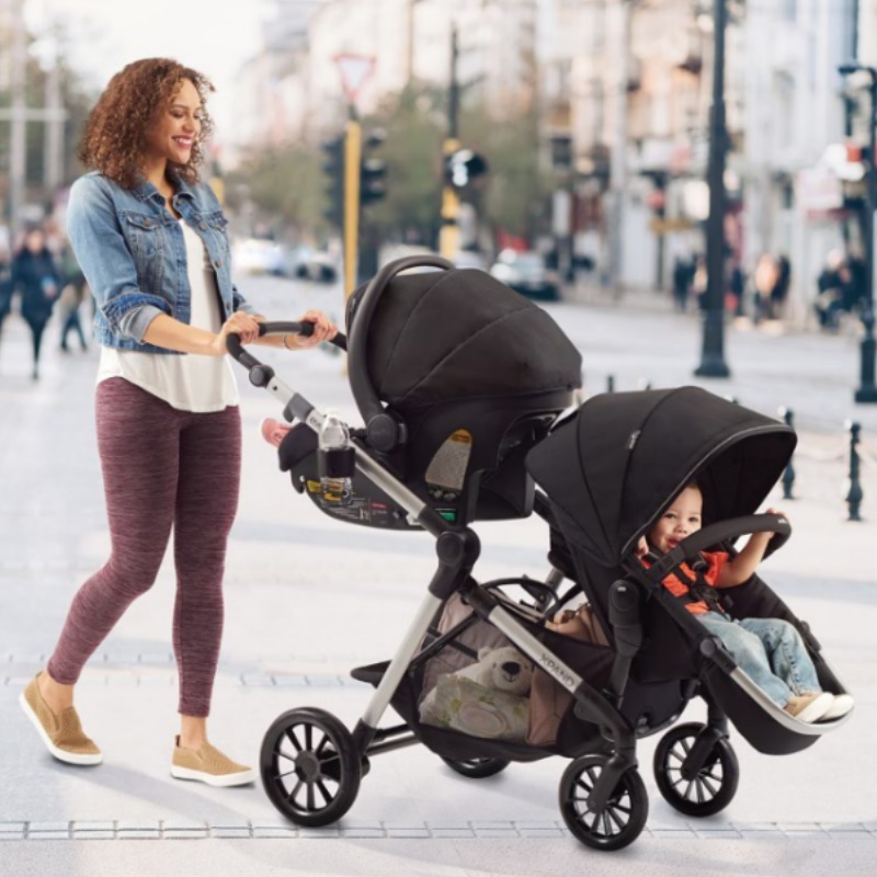 Evenflo Pivot Xpand Travel System (Stroller and Carseat)